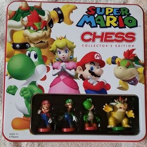 Nintendo Super Mario Collector's Edition Chess Set - Red, Green, Yellow